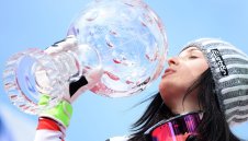 Една от най-великите слезе от ските