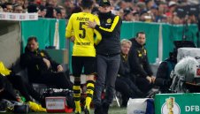 Дортмунд иска да разкара Бартра още този месец