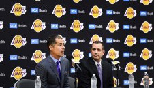 Меджик Джонсън разкри от кого е предаден, в Лейкърс гледат към титлата