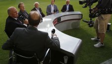 Босът на Дортмунд защити Кайзера