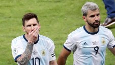 Фенска атака: Кун заглуши "Лео" и "Меси"