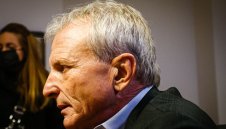 Алчен защитник ревна за пари и вбеси Гриша Ганчев