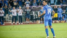 Шоу на Левски в Карлово. Ивелин Попов заби 2 гола