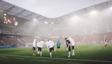 Ангела Меркел вечеря с Бундестима 