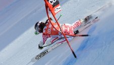 Елизабет Гьоргел води след първия манш на гигантския слалом