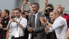 Милан удря на камък с голям талант