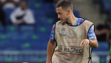 Лично Роман Абрамович връща Азар в Челси