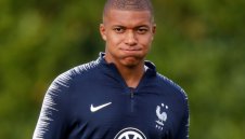След секирите срещу него: Наказаха Мбапе за три мача
