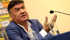 Боби изля душата си преди юбилея