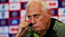 Босът на Косово обеща "луда преса" на англичаните