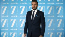 Бекъм печели повече като икона, отколкото като играч