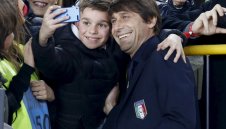 Оправдаха Конте за "черно тото"