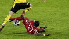 Алаба все пак ще играе за испански колос