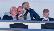 Изумително! Любимец на левскарите завърши четвърта магистратура, гони пета