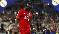 Мане вече е в Мюнхен, минава прегледи и подписва с Байерн