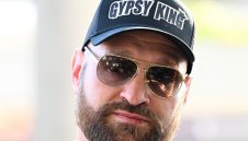 Хънтър за Фюри: Плачевно е, че мек клоун като него притежава титлата