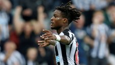 Левски или Лудогорец? Крило на Нюкасъл е пред трансфер в България