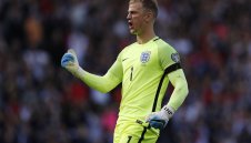 Харт пред трансфер в Уест Хям