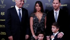 И Стоичков има заслуга: Барса дръпна на Реал с 12:11 за Златната топка + ГАЛЕРИЯ