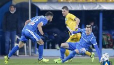 Левски победи пестеливо Верея с мисъл за мача с ЦСКА + ВИДЕО