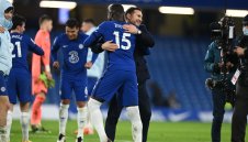 Не разрешили на Франки да се сбогува с играчите си