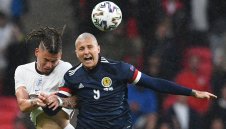 Шотландия изпусна да бие Англия на "Уембли"