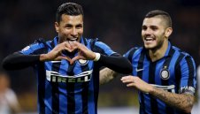 Интер се изгаври с Удинезе и дръпна на върха