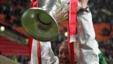 Само Бог може да спре дяволското нападение на сър Алекс