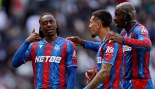 Орлите стряскат Ман Сити преди финала с топ-форма