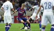 Абрамович извади 40 млн. евро за Де Йонг