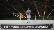 Лудост в Англия: От £10 000 през 1928-а до 107 млн. за Енцо Фернандес