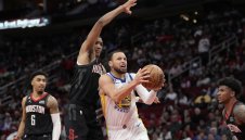 Най-после! Голдън Стейт спечели като гост за първи път от януари