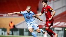 Ливърпул даде нов договор на младок