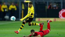 Дортмунд загуби Ярмоленко за седмици 