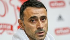 Янчев отвърна на удара: Не виждам защо трябва да приемаме ЦСКА на друг стадион