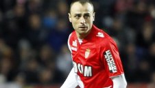 Огромно признание! Гол на Бербатов бе избран за №1 на века + ВИДЕО