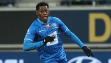 Юнайтед и Арсенал се "хващат за гушите" за канадска голова машина