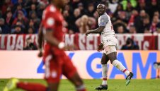 Разбраха се! Ливърпул продава Мане на Байерн