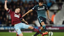 Ливърпул с мераци към Карл Дженкинсън