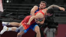 Двама български класици стартират участие на Световното по борба