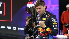 Без промяна! Макс надви Льоклер и грабна полпозицията в Бахрейн