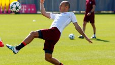 Треньор на Байерн: Робен се чупи сам