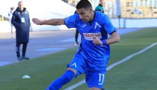 Здравко Димитров поискал 10 бона от Локо София