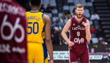 Латвия няма спиране, Италия също е в Топ 8 на световното по баскетбол