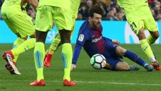 300 за Меси, но без фойерверки