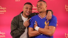 Реал? Майката на Мбапе с култов отговор за бъдещето му