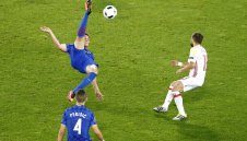 "Старата госпожа" се уреди с млад хърватин