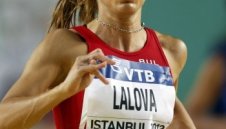 Ивет Лалова излиза в полуфинала на антибиотици