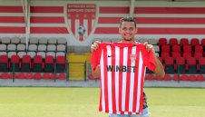 Царско село с първи четири трансфера