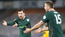 Тотнъм пак изпусна победата в края